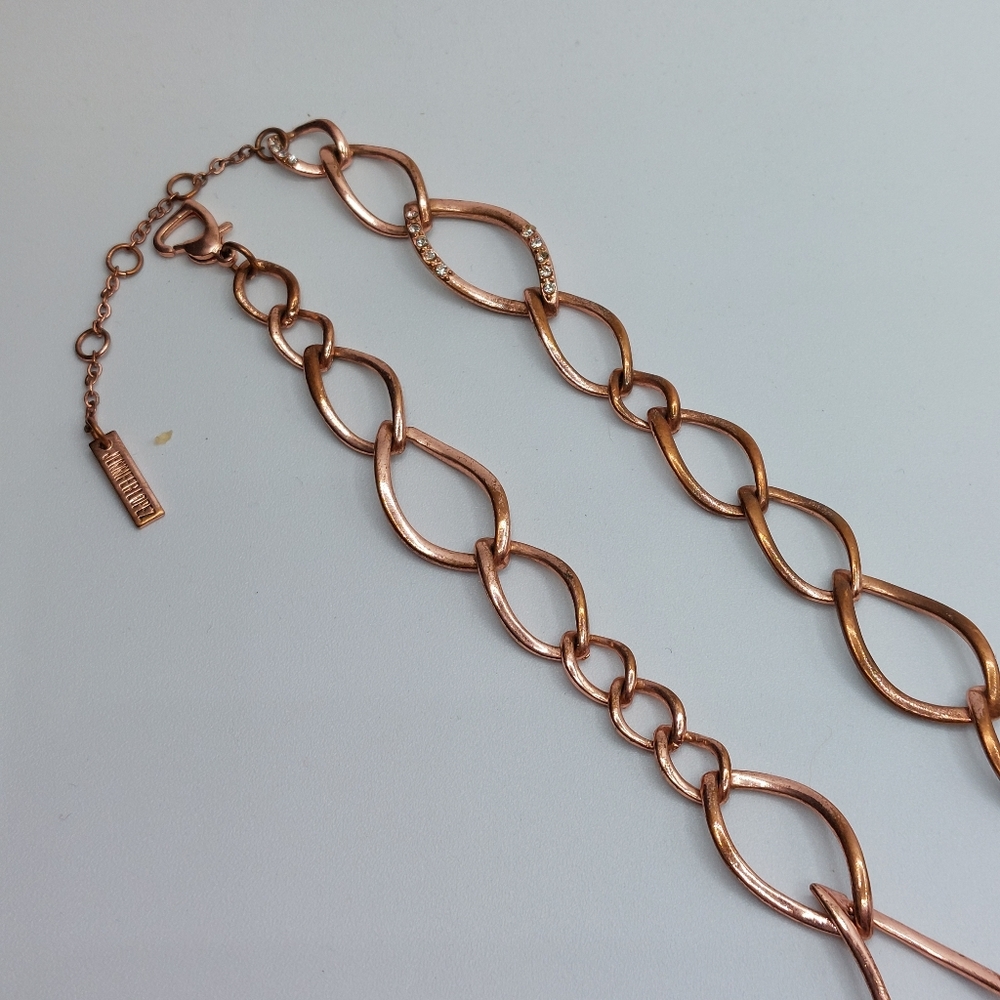 Jennifer Lopez Rhinestone Embellished Chunky Chain Statement Necklace - Picture 7 of 10